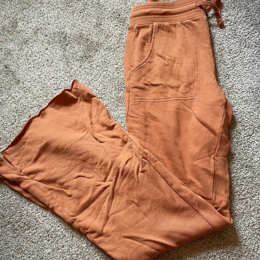 Aerie light weight wide leg sweatpants